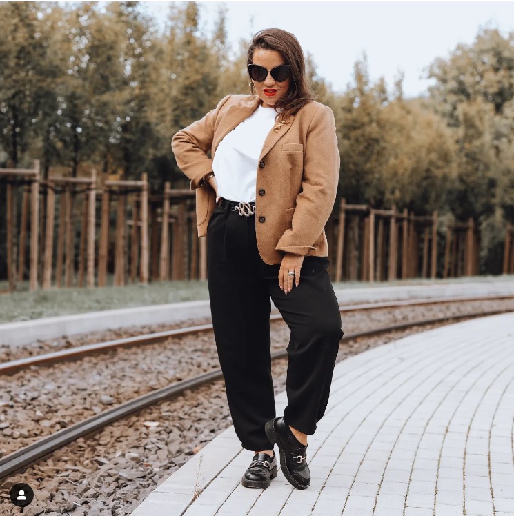 Obuwie do szerokich spodni- jakie wybrać?